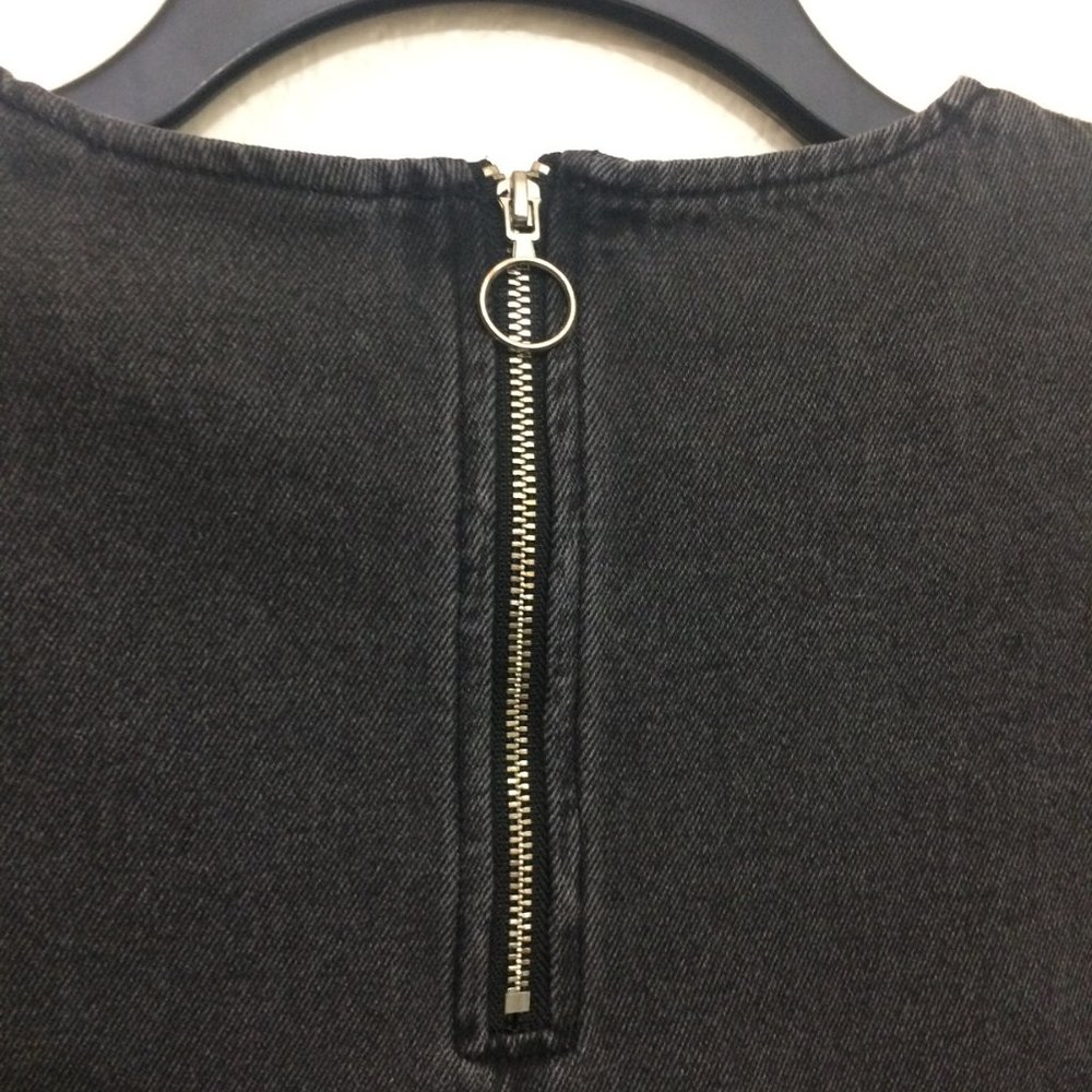 K/LAB Ruffle Sleeve Top Washed Out Black Denim NWT - Picture 5 of 10